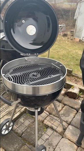 I got a new charcoal grill by ‪@NapoleonProducts‬ , I finally upgraded to the pro model! #bbq #grill