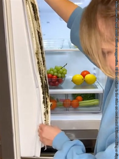 How to remove black mold 🍃 #cleaninghacks #cleaningtips