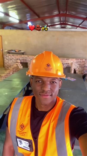 Suited up and showing up ❤️#construction #engineering #TUT #departmentofbuildingscience