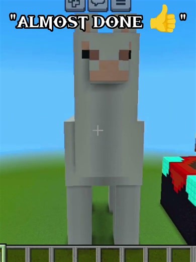 Minecraft game but I build a statue of a lama #minecraft #gaming #shorts #statueoflama