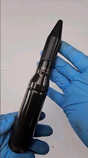 German 25mm Tungsten Armor-Piercing Discarding Sabot Ammo 25x137mm M242 #military #bullet #physics