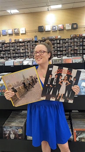 What's Your Favorite Blondie Song? 🎵 Debbie Harry, Heart of Glass & Parallel Lines on Vinyl