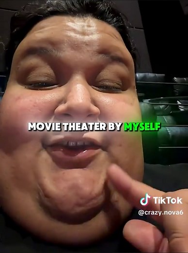 Craziest Theater Snacks Order: Pizza, Wings & More!