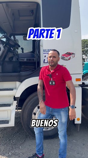 Cómo enganchar el cabezote al tráiler en NASCAR