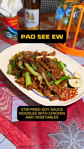 Say hello to your next noodle obsession Meet Pad See Ew, one of Thailand’s street food staples, stir-fried in soy sauce with chicken and veggies till it’s smoky, chewy, and downright irresistible. Slide in tonight and grab a plate before it’s gone from the specials menu  | Chiang Mai Superstar | Facebook
