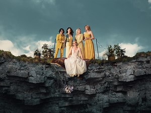 Watch Bad Sisters - Apple TV