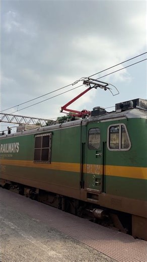 Wag-9 Engine Pantograph Setup & Ready For Departure #shorts #viral