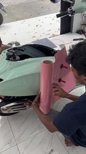 Modifikasi Motor Vespa Pink dengan Skotlet Lembayung: Ide Kreatif!