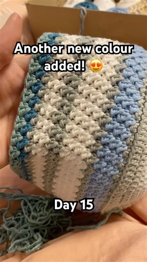 Day 15/365 TEMPERATURE PROJECT #crochet #temperatureblanket #handmade #knitting #janettetemp26 #diy