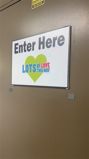 Don’t have a Valentine this year? Find your fur-ever love at the Ventura County Animal Services right here in Simi Valley. Adopting is easy, just visit the shelter, meet the animals and the amazing staff will help you find the perfect match. The Simi Valley Shelter has around 30 kennels and houses dogs, and cats. Animals rotate between the Simi and Camarillo shelters. The greatest need is always adoptions for the larger dogs. Some dogs have been at the shelter for over 100 days and would love ho