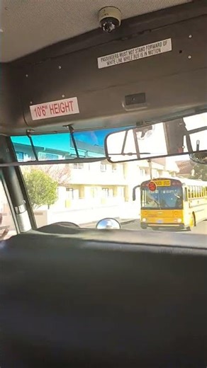 recording bus #208041 on a bumpy road 2020 Thomas hdx