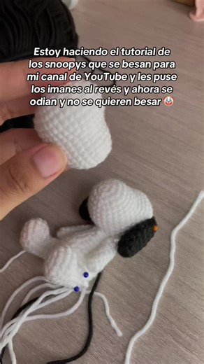 Tutorial de Amigurumis: Snoopys que se Besan