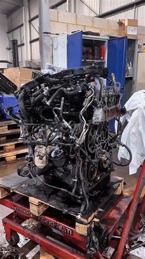 Mercedes E220 in for a Timing Chain 料 #mechanic #mercedes #amg #timingchain #carrepair | Automotives | Facebook