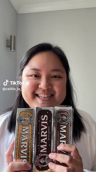 Trying Flavoured Marvis Toothpaste 🪥#toothpaste #toothpastechallenge #tastetest #marvis #marvistoothpaste