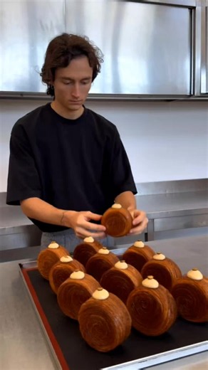 Discover Authentic Italian Pastry Creations