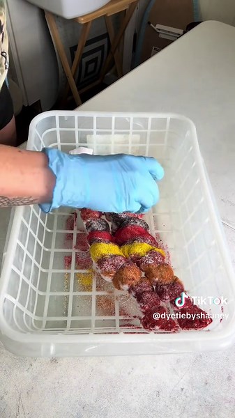 Rolled Glitch Fold Tie Dye Tutorial You Can Master
