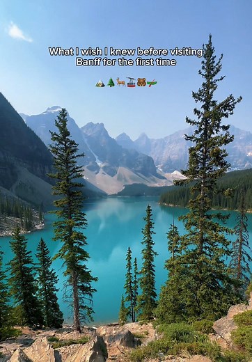 Things to know before visiting Banff 🏔️🌲🦌🇨🇦⬇️ Save for later! 1. You 100% need a park pass to enter Banff National Park: if you’re spending more than 6 days in national parks (Banff, Jasper, Yoho, etc) the Discovery Pass is totally worth it! 2. Stay in Canmore (20 mins from Banff) or Castle Junction for less touristy feels plus almost 40% cheaper than Banff town! 3. This is bear country. Yes, even near parking lots. Keep food packed away and hike with a buddy 4. You can’t just drive upto Mo