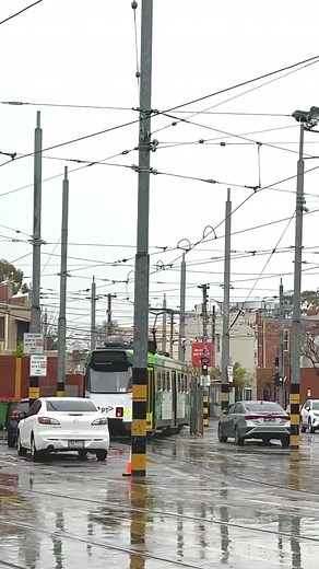 Exploring the Z-Class Melbourne Tram Experience