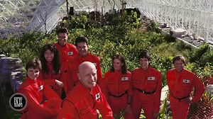 EL PROYECTO BIOSFERA 2 LA UTOPIA DE CREAR UNA TIERRA EN OTRO PLANETA El proyecto Biosfera dos marco el limite del humano al aislamiento intentando crear un tierra dentro del mismo planeta con el fin de implementarlo en el futuro en otros planetas | Atrapados En El Tiempo