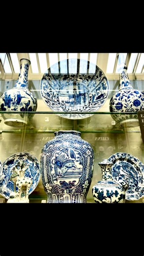 Ming Porcelain at the Victoria and Albert Museum. The Ming dynasty started in 1368, it was one of exceptional achievements, not least in the production of porcelain, it finished a chaos in 1644. Despite the shambolic and bloody end to the Ming dynasty, the porcelain made at the end of the Ming and the beginning of the new Qing dynasty was highly unusual. This ‘Transitional Period’ of the mid 17th century saw lots of new porcelain designs and forms. Ming porcelain from China is the most famous of