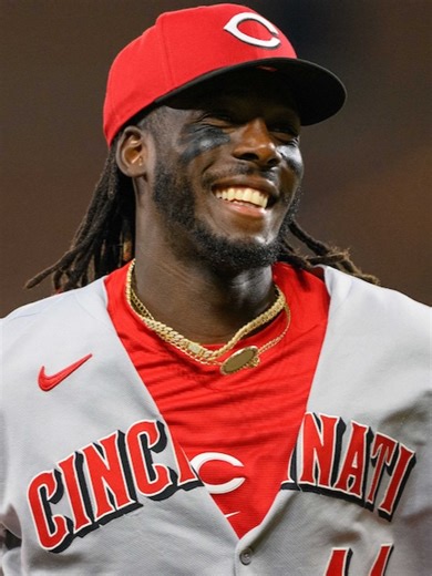 the definition of a walking highlight. #ellydelacruz #mlbedits #cincinnatireds #fettywap #richknowsball