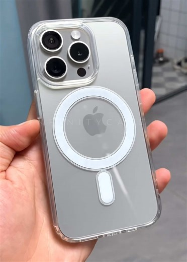Ốp Lưng Trong Suốt Đơn Giản Với Vòng MagSafe