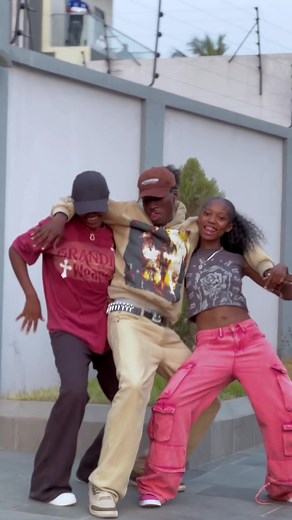 Cute Drawing Ideas with Friends and Dance Tricks