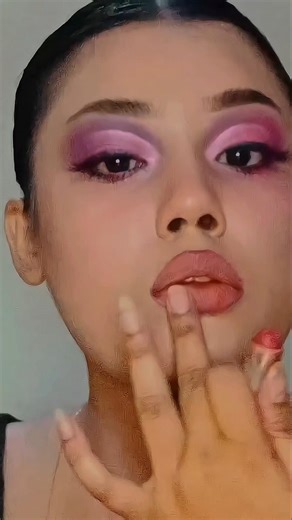 Pink & Purple Cut Crease Makeup Tutorial | Bold Glam Eye Look #Shorts