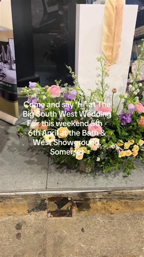 Getting married? Come along to @thebigswweddingfair this weekend. Come and chat all things wedding and flowers! #weddings #weddingfair #gettingmarried #bride #bridetobe #groom #groomtobe #somersetwedding #somersetweddingflorist #southwest
