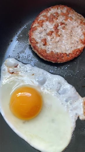 Breakfast❤️ #foryou #foryoupage #fyp #foodlover #viralvideos #foodtiktok #foodie #whatieatinaday #breakfast #fryup #breakfastideas #food #foodislife