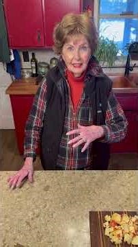 Grandma's Secret German Cabbage Recipe with Apples #familyrecipe #cooking #germancuisine