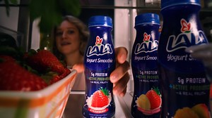 LALA Probiotic Protein Yogurt Smoothie Drink, Low Fat, Mango, 7 oz Plastic Bottle (4 Ct)