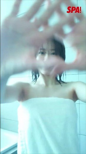 上西怜、水滴したたる純白ボディを披露！グラビアメイキングムービー公開！【旬撮ガール】