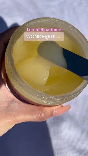 L’eau de Parfum Wonderful : Un Must pour les Fans de Soin