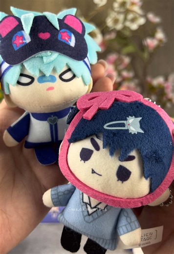 Alien Stage Dolls Unboxing: Adorable Collectibles