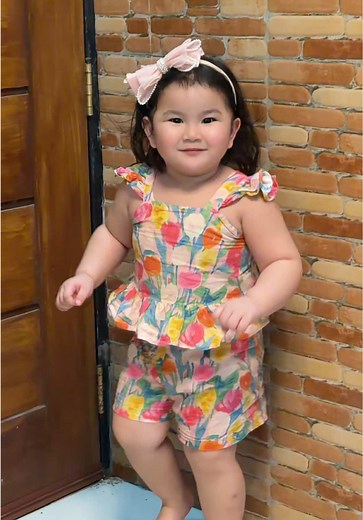 Adorable Shiloh Dancing Moment