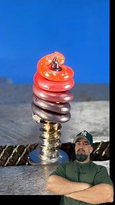 🔧💥 ¡Rosca pasada… pero no perdida! En este TIP nos enseñan a cómo recuperar una rosca de plástico dañada y lograr que el tornillo vuelva a hacer su función como el primer día. Conoces otro Tip o truco para repararla y que el tornillo vuelva a apretar con fuerza. ¡Repara, no reemplaces! 👊😉 siempre que sea posible #reparaciónplásticos #roscapasada #trucotaller #bricolajeauto #mecánicainteligente #hazlotumismo #solucionesrápidas #tallercreativo #repararsinesreemplazar #tipsmecánicos | Sergio La