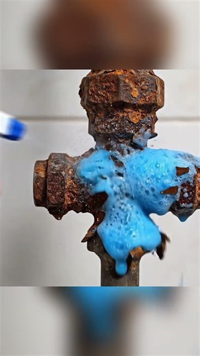 Extreme Rust Removal on Rusted Shower Valve and Pipe #shorts