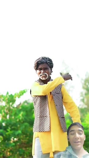 Introducing the "VitaWear SmartBand," a next-generation wearable gadget🎉