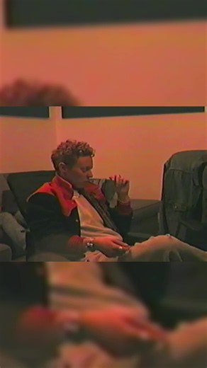 La Roux Cabin Fever 4: studio session and behind-the-scenes