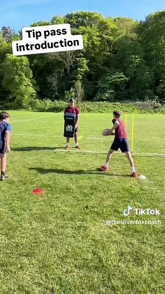 Mastering the Tip Pass in Rugby: Techniques and Tips