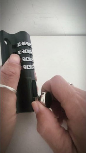 Cambio de clave pestillo puerta 4 dígitos #tutorial