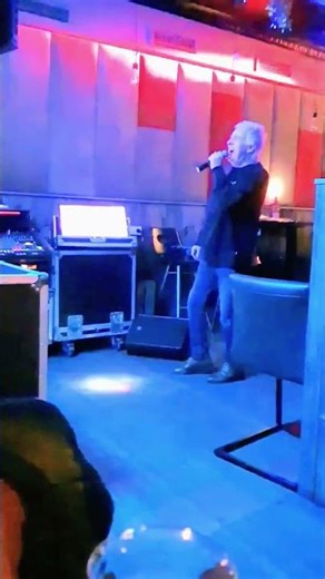 GARRY MOORE STILL GOT THE BLUES COVER BY EDDIE HABEX