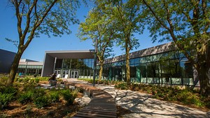 DMACC files defamation claim in response to Drake copyright infringement lawsuit