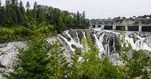 10 Beautiful Towns On The Canada-U.S. Border (You Should Visit From The Canadian Side)
