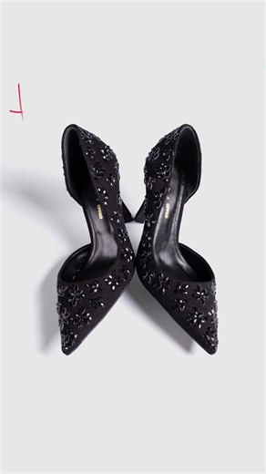 A capsule of bold essentials—reimagined by a fashion icon. From Bloomingdale’s to Vogue, Candy Pratts Price has defined style for decades. In her new capsule with Larroudé, she transforms wardrobe essentials into artful, elevated statements—made to last, and made to be seen. | Larroude