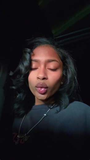 Cut my hair, hopefully it grows back to my ah😘😩 | Getting My Hair Cut