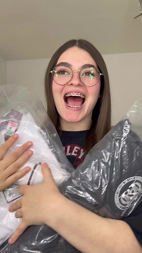 Exploring Culinary Fashion with Chef Jackets and Outfits