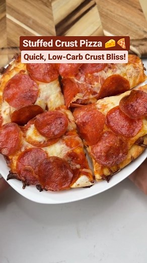15K reactions · 8.6K shares |  Stuffed Crust Pizza 襤 A Keto Twist...