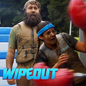 Blind dates are on the course today! 🥰😆 | Wipeout